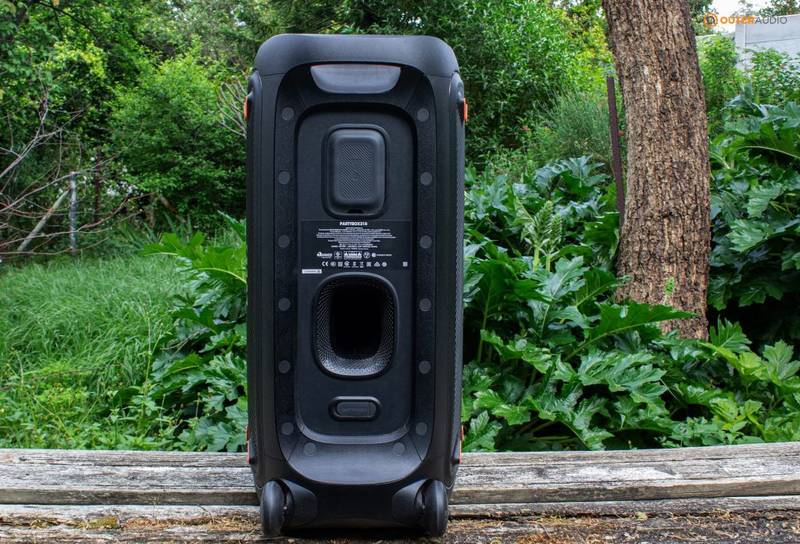 JBL PartyBox 310 Review: The Quintessential Party Speaker